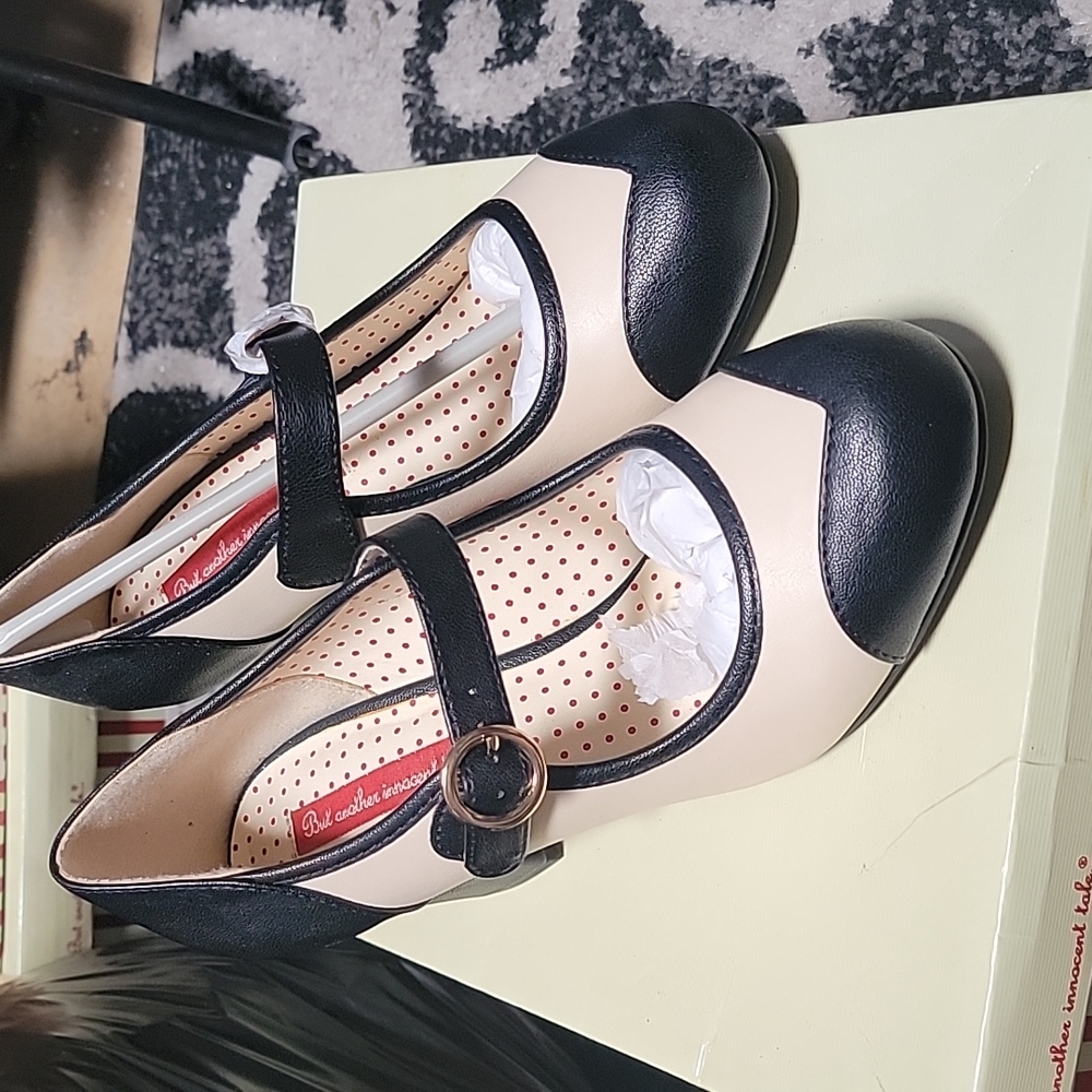 BAIT footwear shoes 7.5 vintage retro